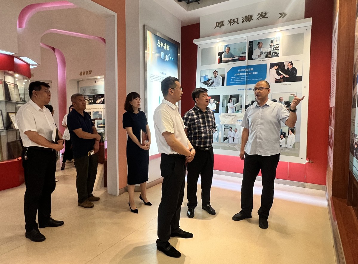 1689750329330399.jpg 071206.jpg