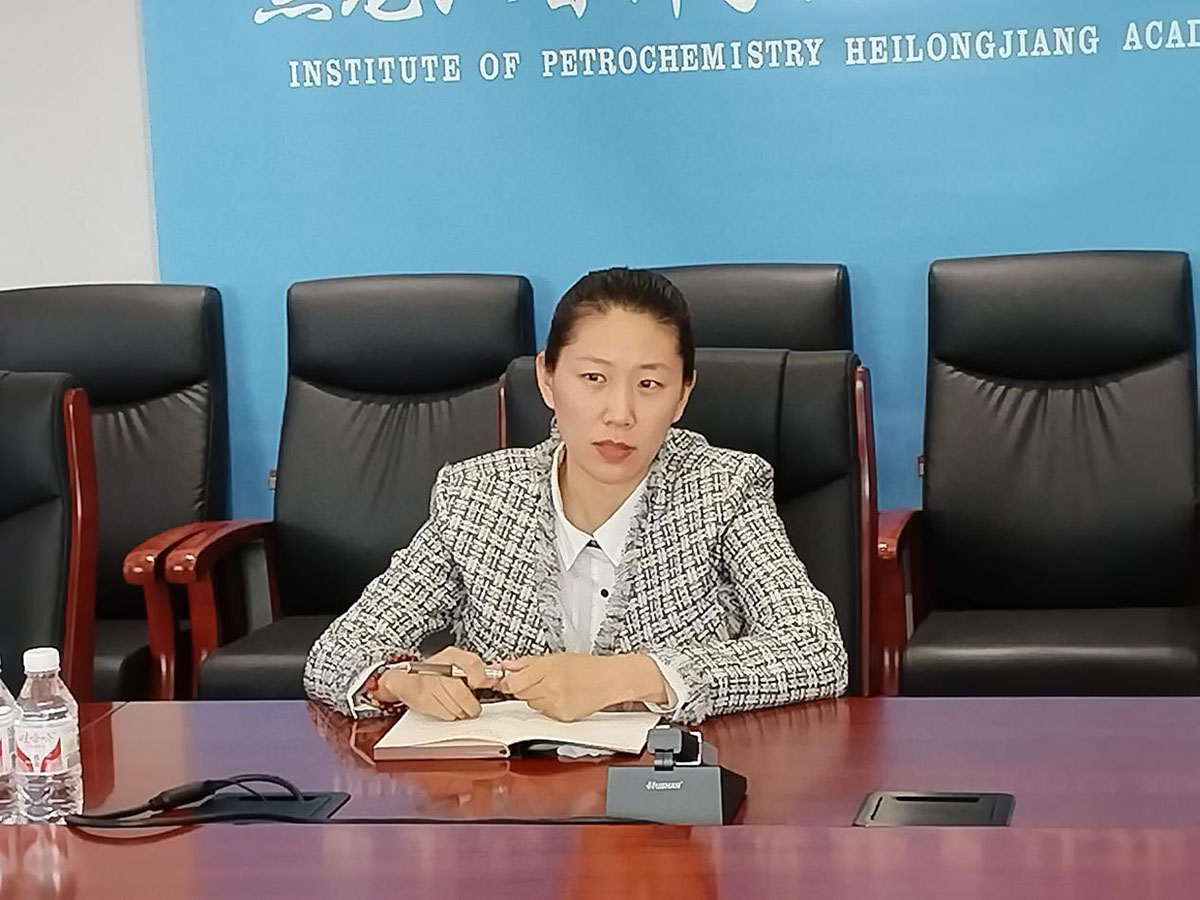 1714269305433982.jpg 2-黑龙江省科学院石油化学研究院召开助力乡村振兴千人行动挂职干部欢送会.jpg